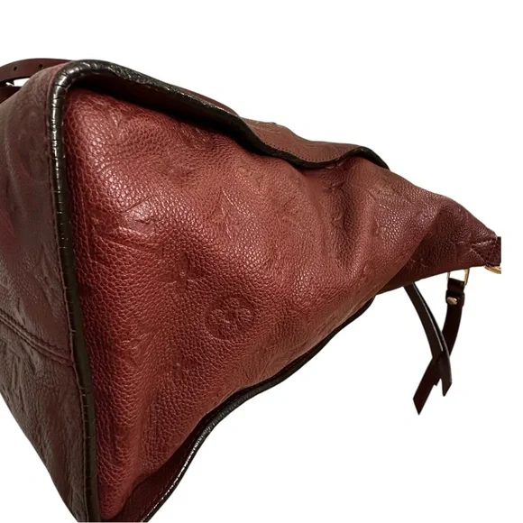 Louis Vuitton Monogram Empreinte Lumineuse PM - Picture 8 of 12